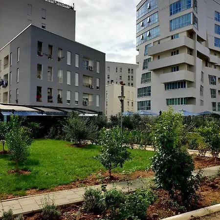 Magnet Apartment